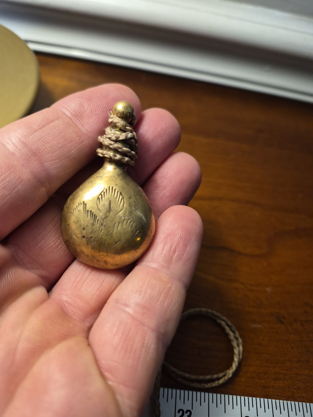 Vintage Brass Round Perfume Pendant Necklace - Picture 7 of 8